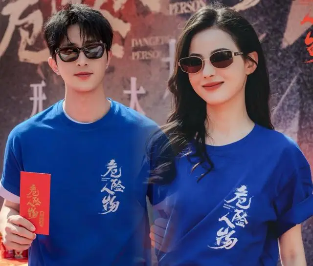 王凯沐黄日莹主演短剧《危险人物》横店开机：以烂尾楼为布景，用15分钟重构短剧叙事逻辑：相关图片